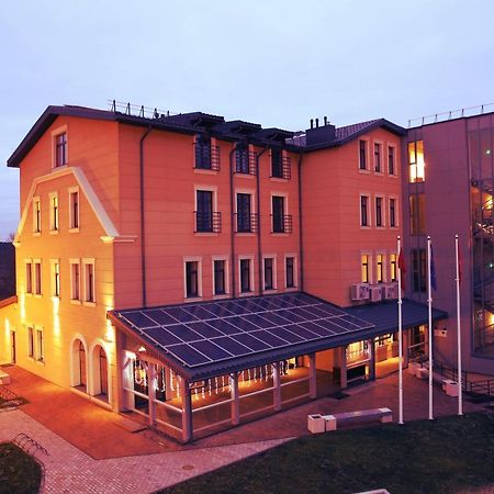 Rezidencija "Prieplauka" Vandrarhem Alytus Exteriör bild