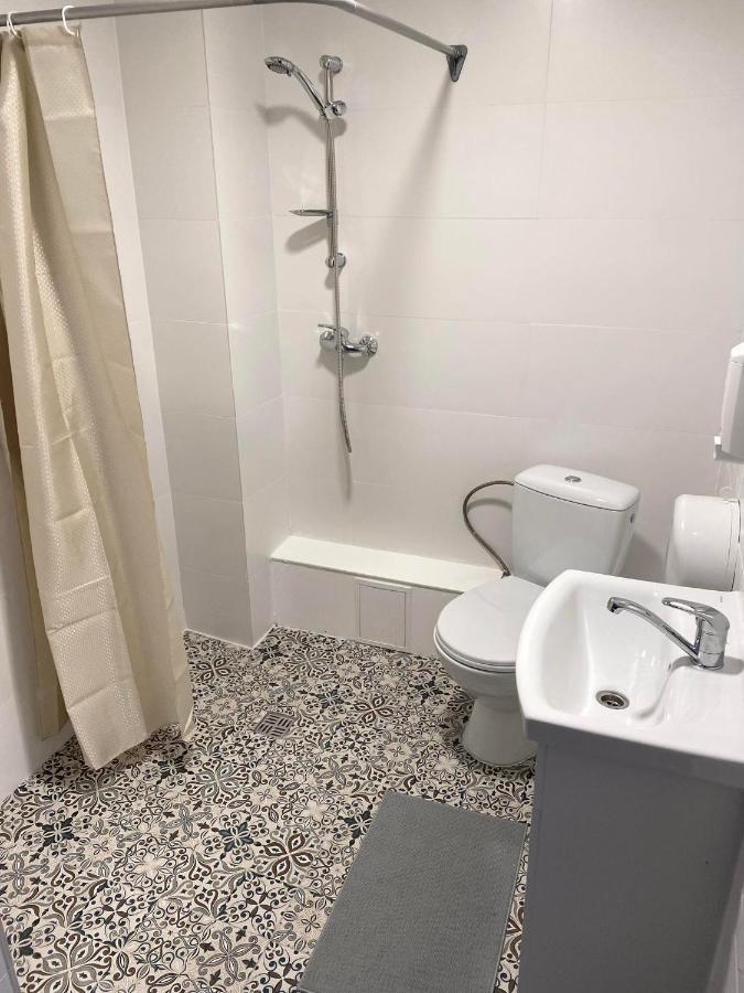 Rezidencija "Prieplauka" Vandrarhem Alytus Exteriör bild